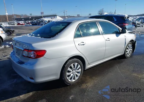 2013 Toyota Corolla Le z USA, uszkodzony, nr VIN 2T1BU4EE5DC051045